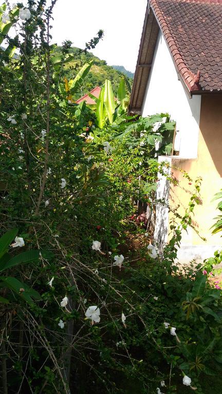 Santa Fe Homestay & Warong Amed  Luaran gambar